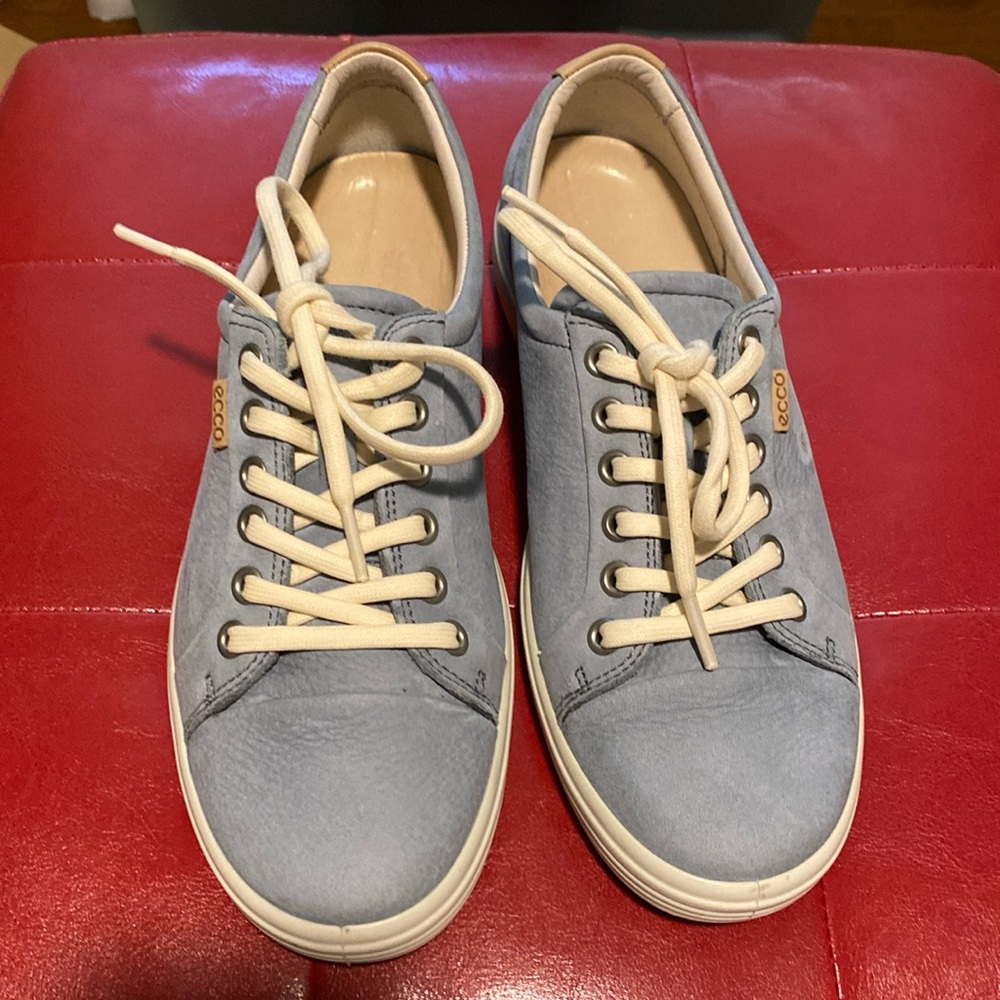 Ecco Suede sneakers, pale blue/white sz 39